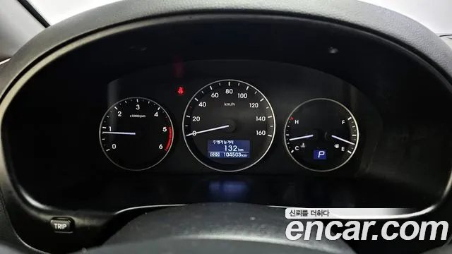 Hyundai Starex 2017 — фото 8