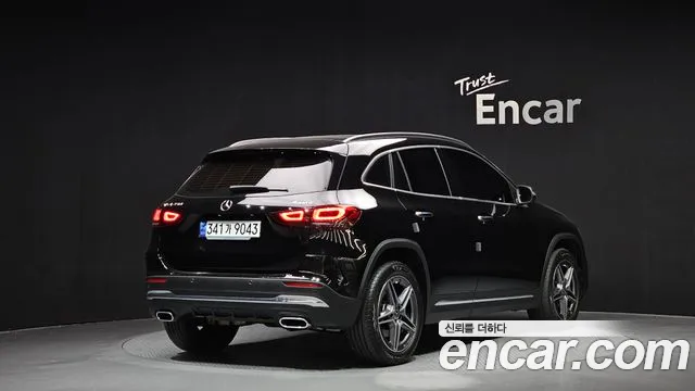 Mercedes-Benz GLA-Class 2023 — фото 2