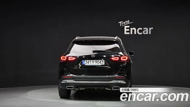 Mercedes-Benz GLA-Class 2023 — фото 4