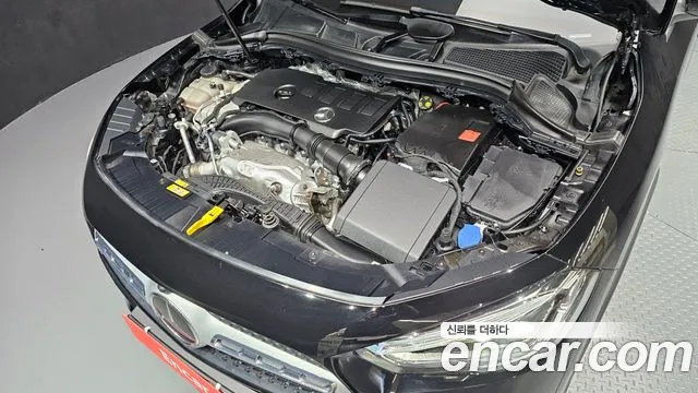 Mercedes-Benz GLA-Class 2023 — фото 6