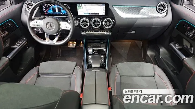 Mercedes-Benz GLA-Class 2023 — фото 7