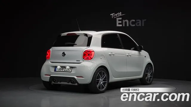 Smart Forfour 2017 — фото 2