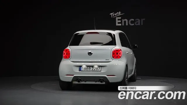 Smart Forfour 2017 — фото 4