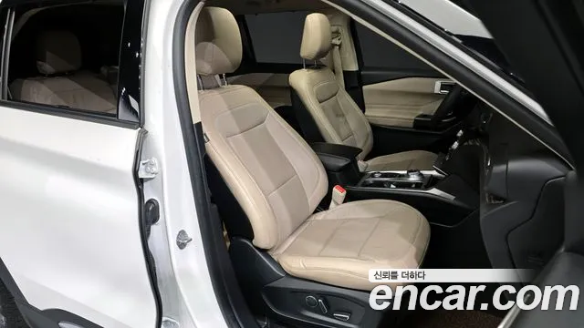 Ford Explorer 2020 — фото 12