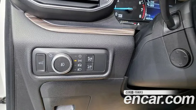 Ford Explorer 2020 — фото 15