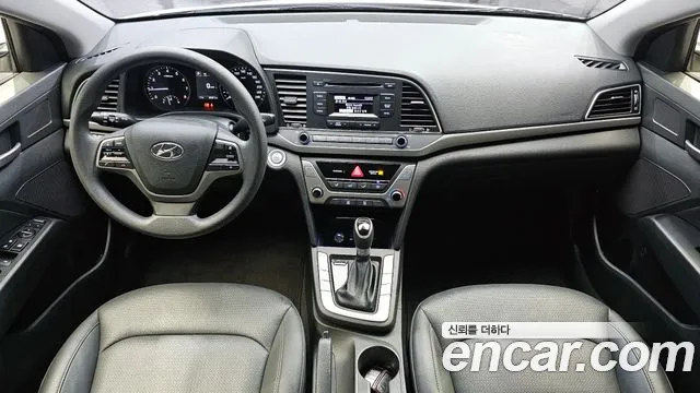 Hyundai AVANTE 2018 — фото 7