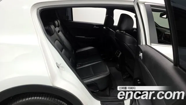 Kia Sportage 2019 — фото 12