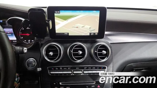 Mercedes-Benz GLC-Class 2016 — фото 14