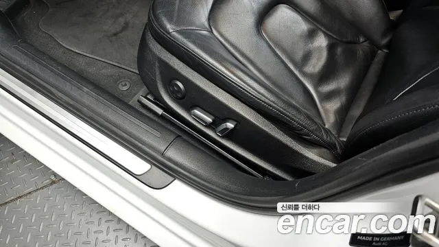 Audi A4 2015 — фото 18