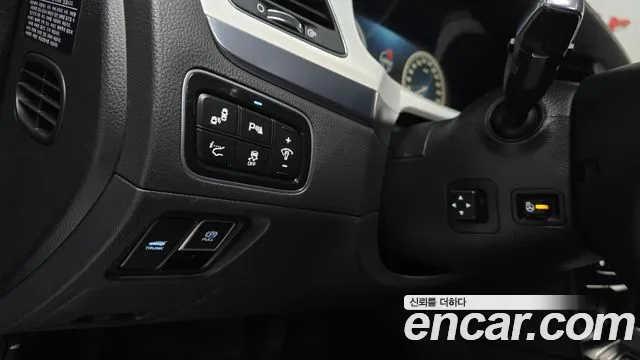 Hyundai Equus 2014 — фото 14