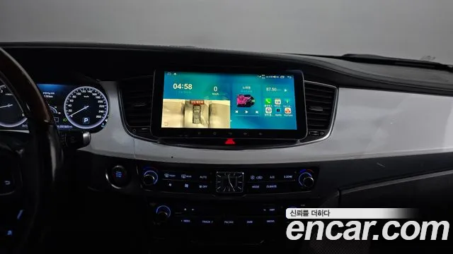 Hyundai Equus 2014 — фото 15