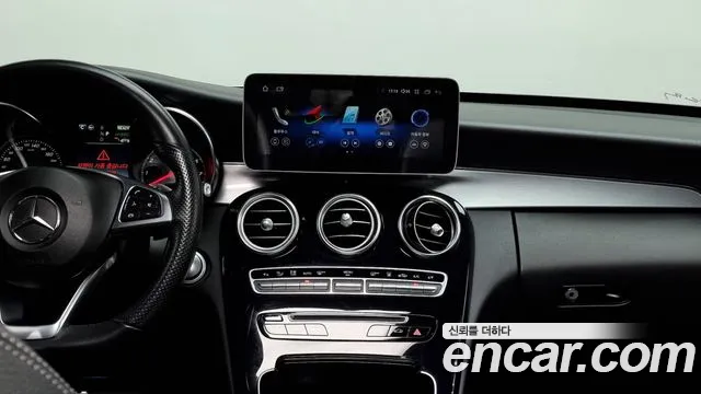Mercedes-Benz C-Class 2018 — фото 14
