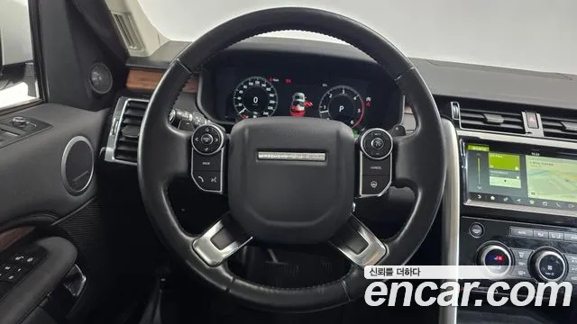 Land Rover Discovery 2018 — фото 13