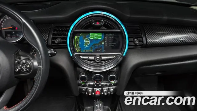 Mini Cooper 2018 — фото 15
