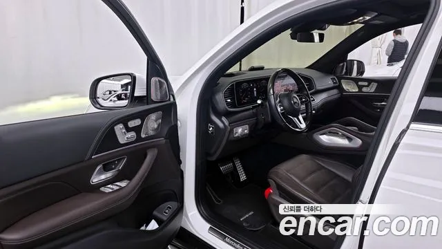 Mercedes-Benz GLS-Class 2023 — фото 10