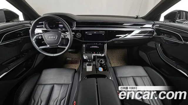 Audi A8 2021 — фото 7
