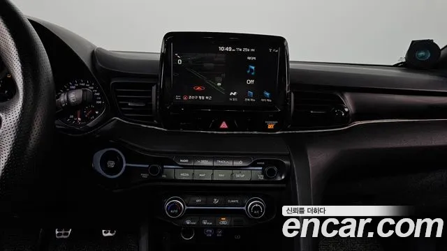 Hyundai Veloster 2019 — фото 14