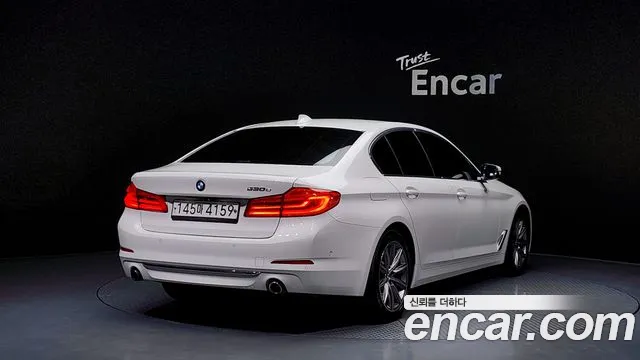 BMW 5-Series 2020 — фото 2