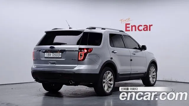 Ford Explorer 2015 — фото 2
