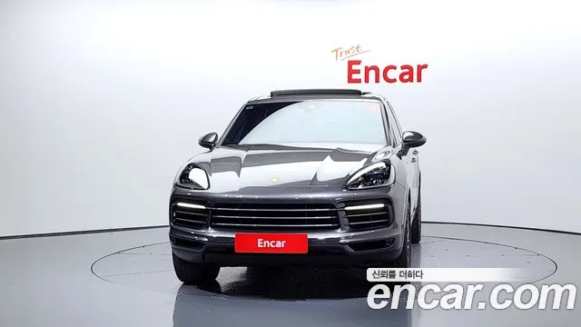 Porsche Cayenne 2019 — фото 3
