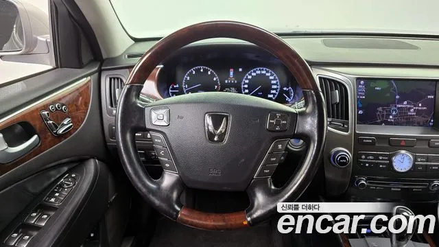 Hyundai Equus 2012 — фото 14