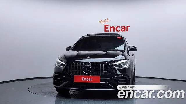 Mercedes-Benz GLA-Class 2023 — фото 3