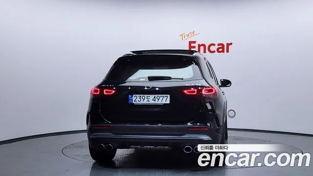Mercedes-Benz GLA-Class 2023 — фото 4