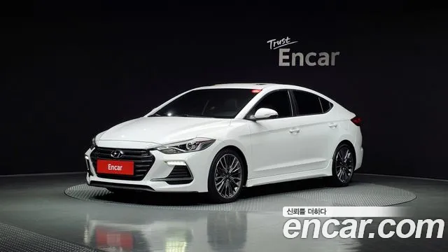 Hyundai AVANTE 2017 — фото 1