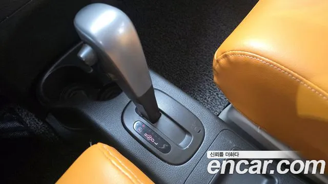 Nissan Cube 2012 — фото 9