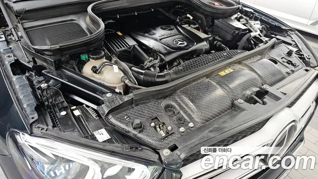 Mercedes-Benz GLE-Class 2021 — фото 6