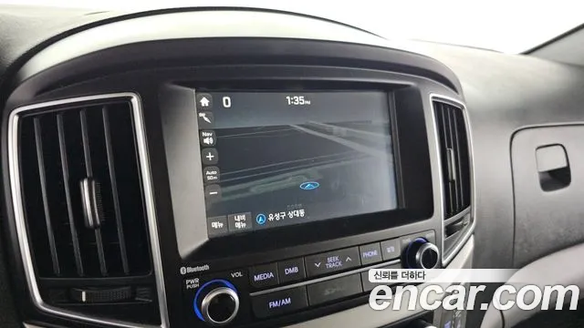 Hyundai Starex 2016 — фото 17