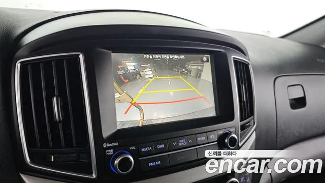 Hyundai Starex 2016 — фото 18