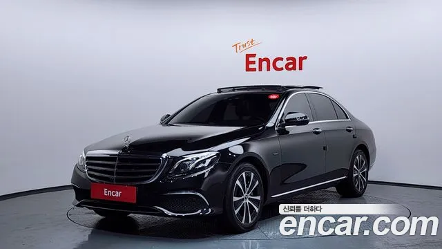 Mercedes-Benz E-Class 2019 — фото 1