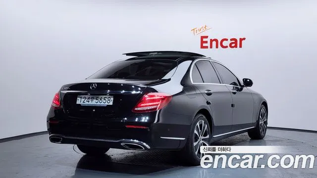 Mercedes-Benz E-Class 2019 — фото 2