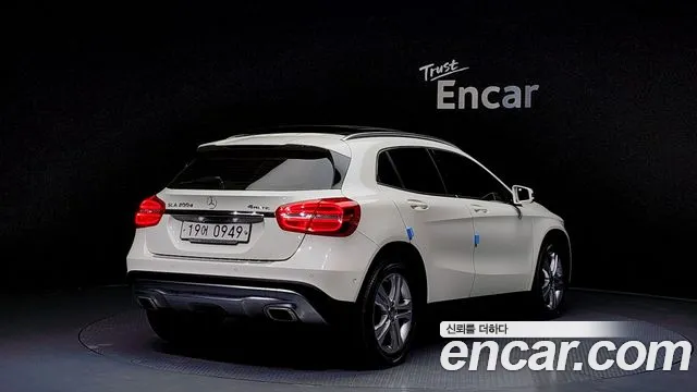 Mercedes-Benz GLA-Class 2016 — фото 2