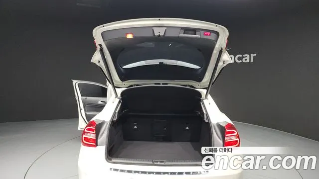 Mercedes-Benz GLA-Class 2016 — фото 20
