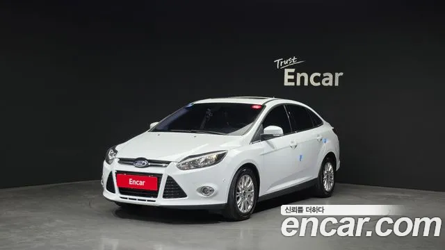 Ford Focus 2015 — фото 1