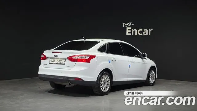 Ford Focus 2015 — фото 2
