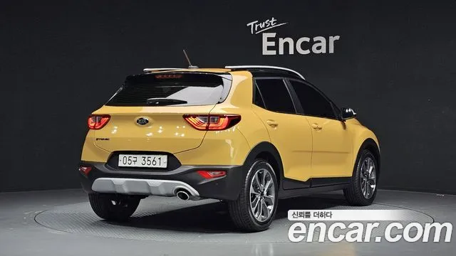 Kia Stonic 2018 — фото 2