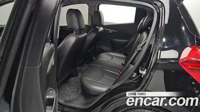 ChevroletGMDaewoo Spark 2017 — фото 11