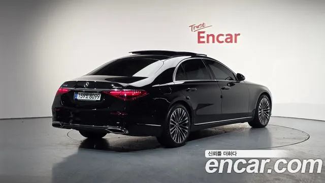 Mercedes-Benz S-Class 2022 — фото 1