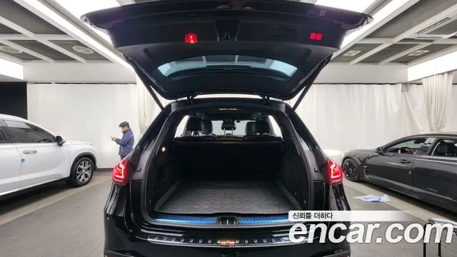 Mercedes-Benz GLE-Class 2022 — фото 20