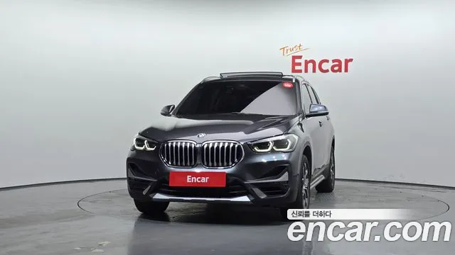 BMW X1 2022 — фото 3