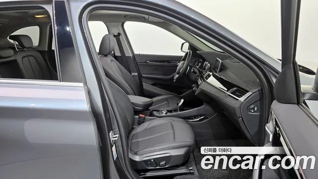 BMW X1 2022 — фото 11