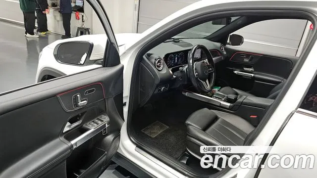 Mercedes-Benz GLB-Class 2021 — фото 10
