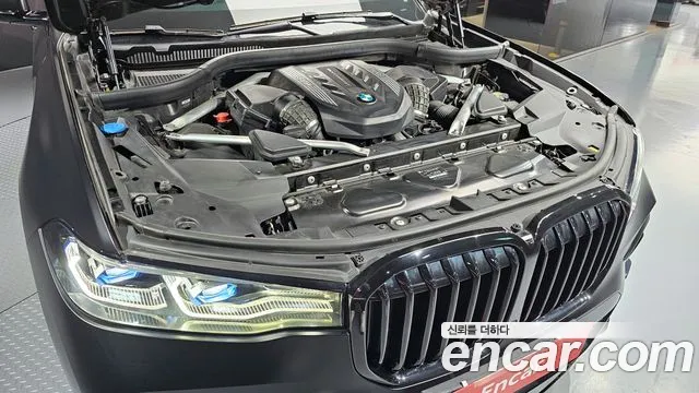 BMW X7 2022 — фото 6