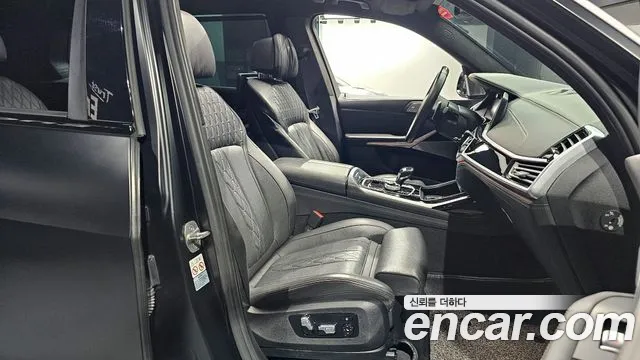 BMW X7 2022 — фото 10