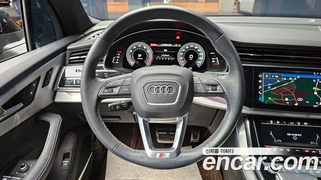 Audi Q7 2023 — фото 13