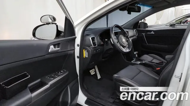 Kia Sportage 2019 — фото 10