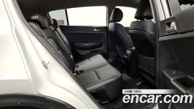 Kia Sportage 2019 — фото 12